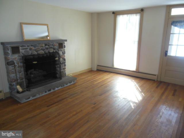 13630 Unionville Road Union Bridge, MD 21791 - Photo 8 of 24 Living Room