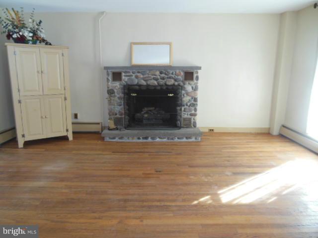 13630 Unionville Road Union Bridge, MD 21791 - Photo 9 of 24 Living Room