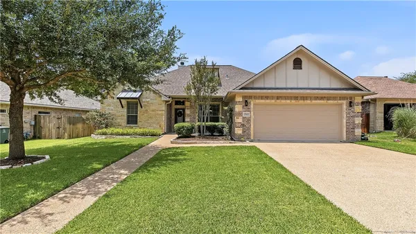 $399,000 | 2909 Agee Court, Bryan, TX 77808