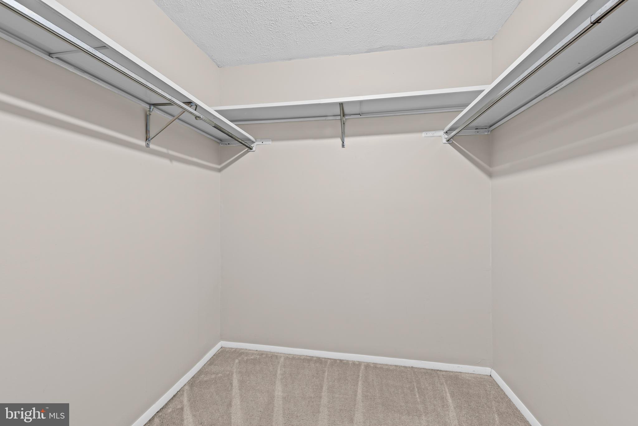 8392 Shady Grove Circle Manassas, VA 20110 - Photo 15 of 26