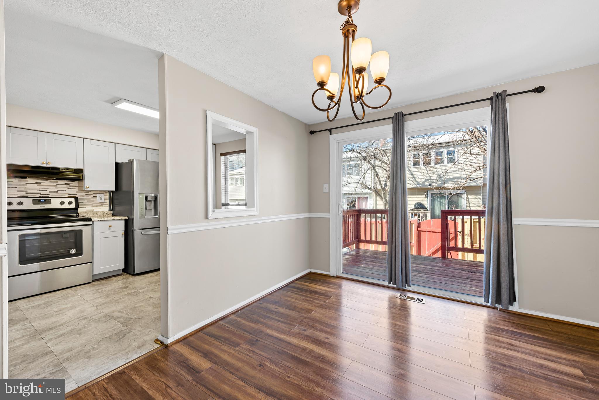 8392 Shady Grove Circle Manassas, VA 20110 - Photo 7 of 26