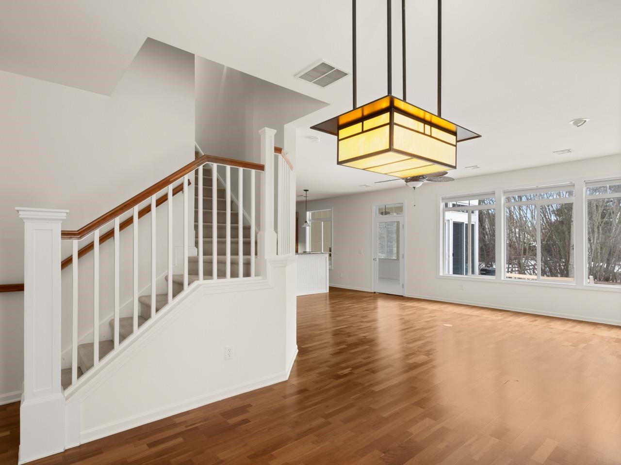 35 Hummingbird Lane South Burlington, VT 05403 - Photo 8 of 47