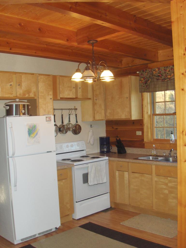 3220 Green Valley Road Peterstown, WV 24963 - Photo 7 of 43 kitchen
