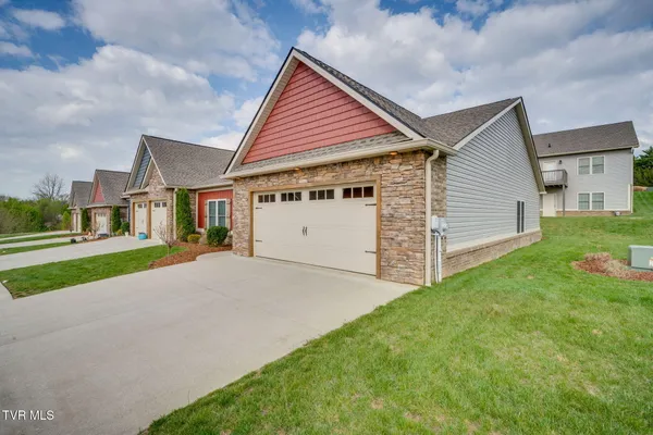 $368,900 | 80 Mill Race Court, Gray, TN 37615
