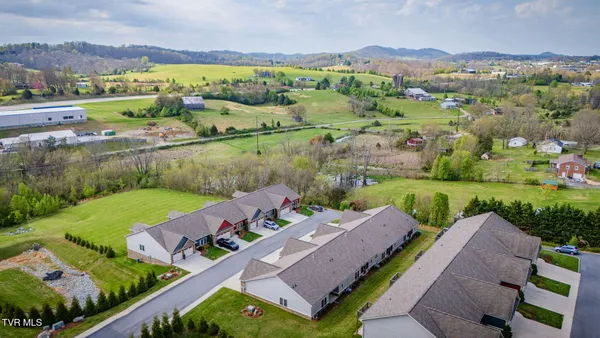 $368,900 | 80 Mill Race Court, Gray, TN 37615