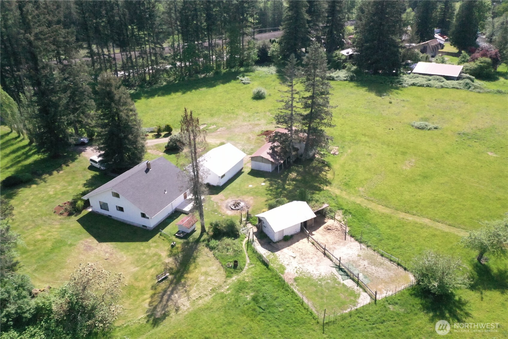 38013 Highway 2 Sultan, WA 98294 - Photo 26 of 33