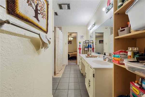 $500,000 | 297 Leafy Hollow Lane, McGregor, TX 76657