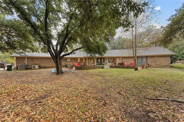 $500,000 | 297 Leafy Hollow Lane, McGregor, TX 76657