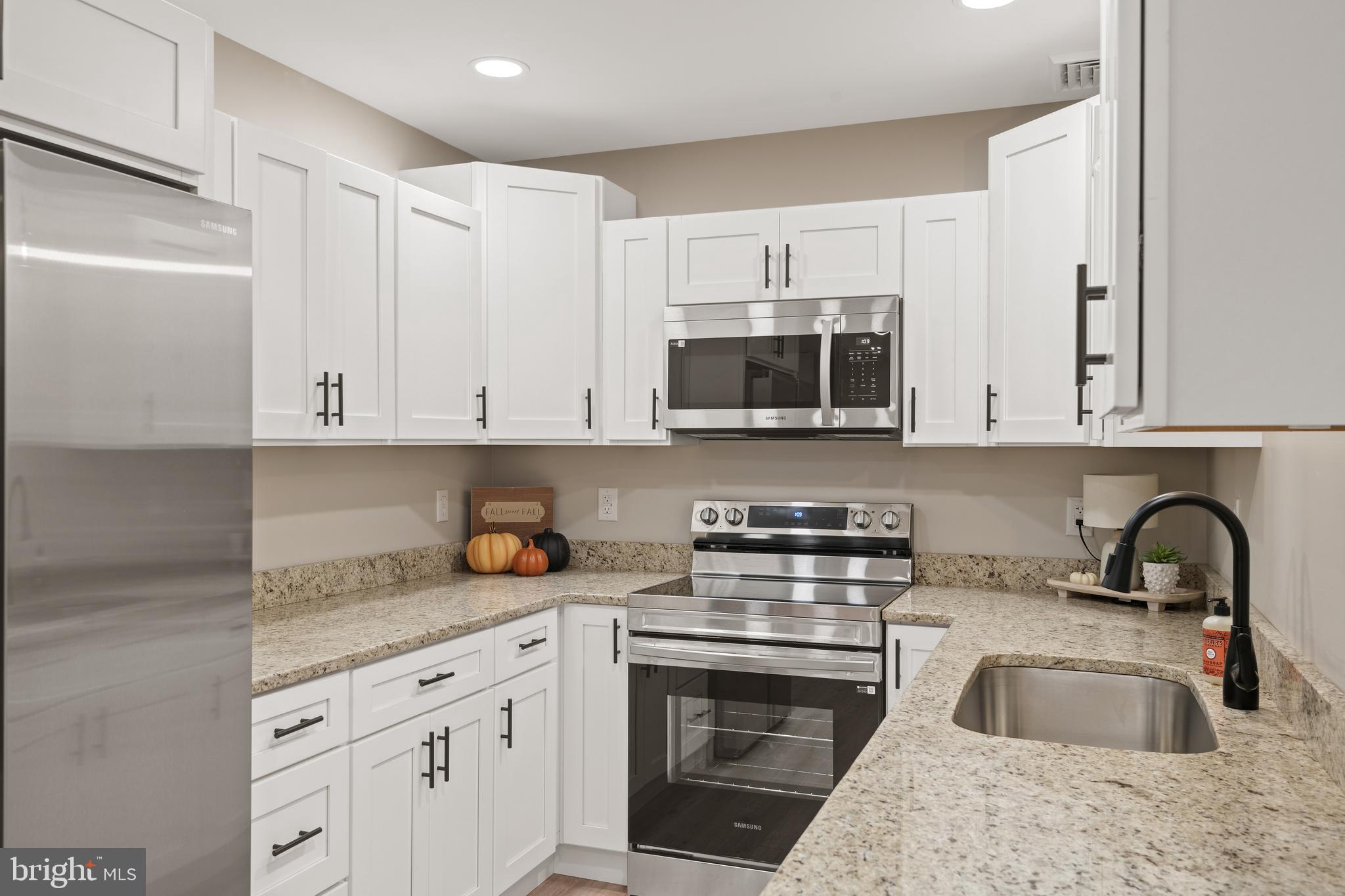 548 Chestnut Street Columbia, PA 17512 - Photo 11 of 31 Gallery Image 11