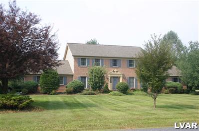 1564 Surrey Road Bethlehem, PA 18015 - Photo 1 of 14 Front