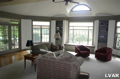 1564 Surrey Road Bethlehem, PA 18015 - Photo 11 of 14 Great Room