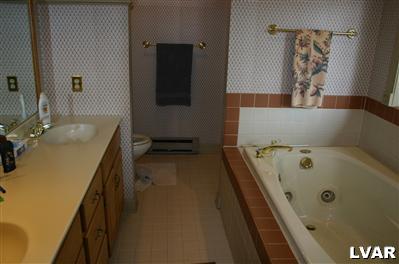 1564 Surrey Road Bethlehem, PA 18015 - Photo 14 of 14 Master Bath