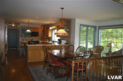 1564 Surrey Road Bethlehem, PA 18015 - Photo 8 of 14 Kitchen