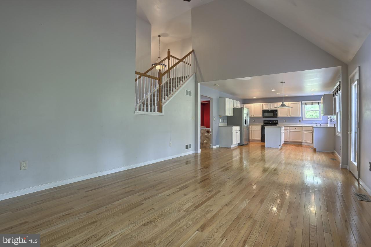 1603 Buckingham Road Harrisburg, PA 17111 - Photo 12 of 28 Gallery Image 12