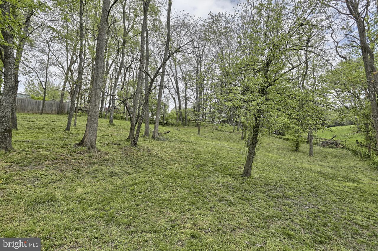 1603 Buckingham Road Harrisburg, PA 17111 - Photo 26 of 28 Gallery Image 26