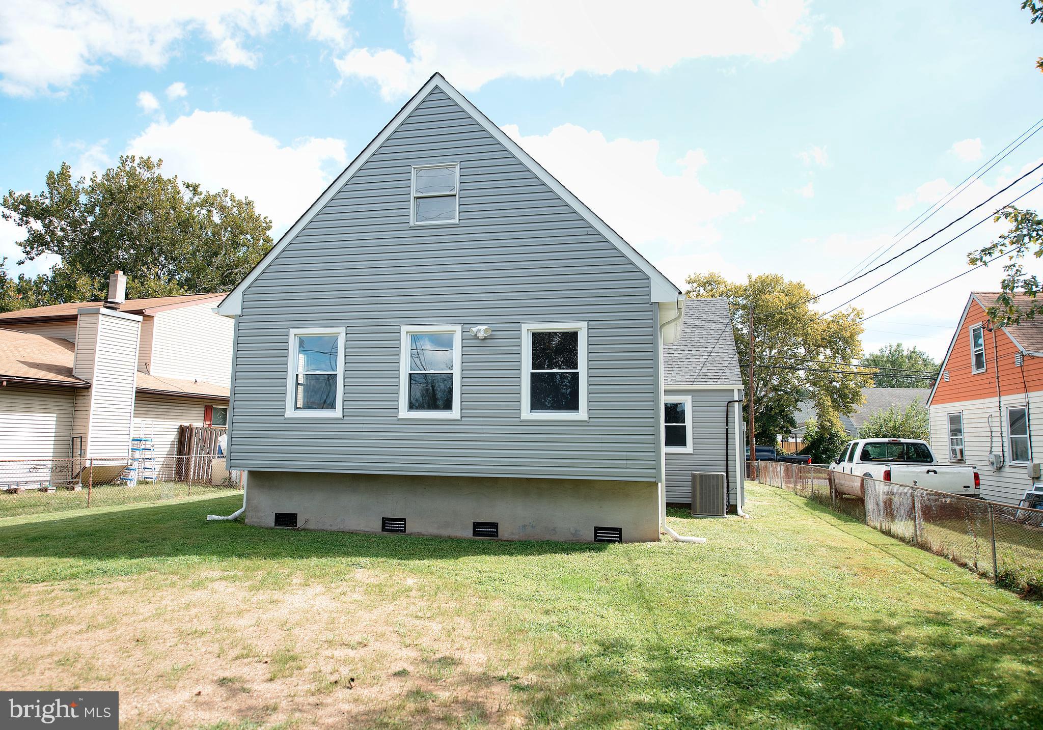 8110 Bullneck Road Baltimore, MD 21222 - Photo 28 of 49 Exterior Rear