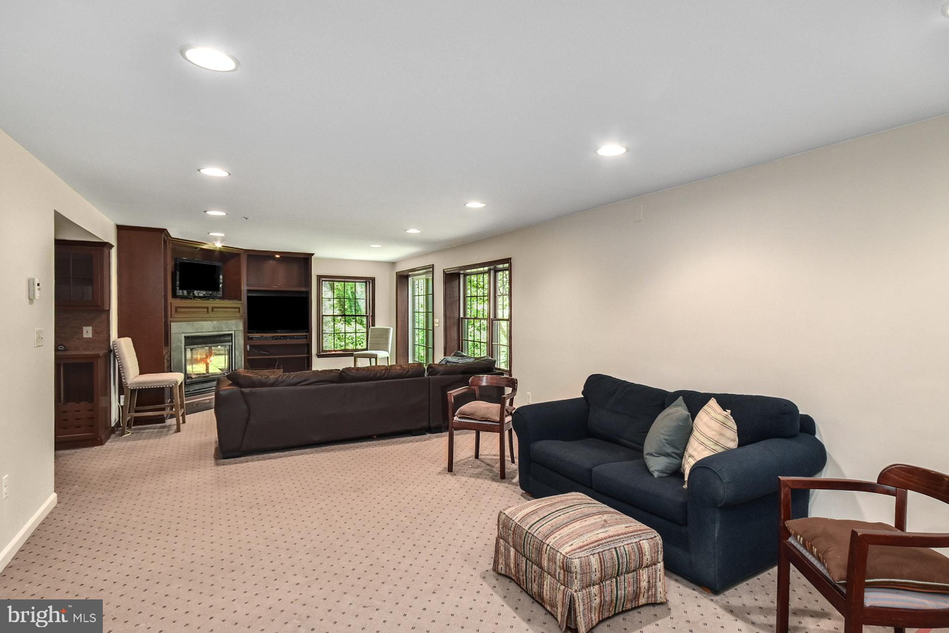 5615 Susan Road Coopersburg, PA 18036 - Photo 22 of 30 Gallery Image 22