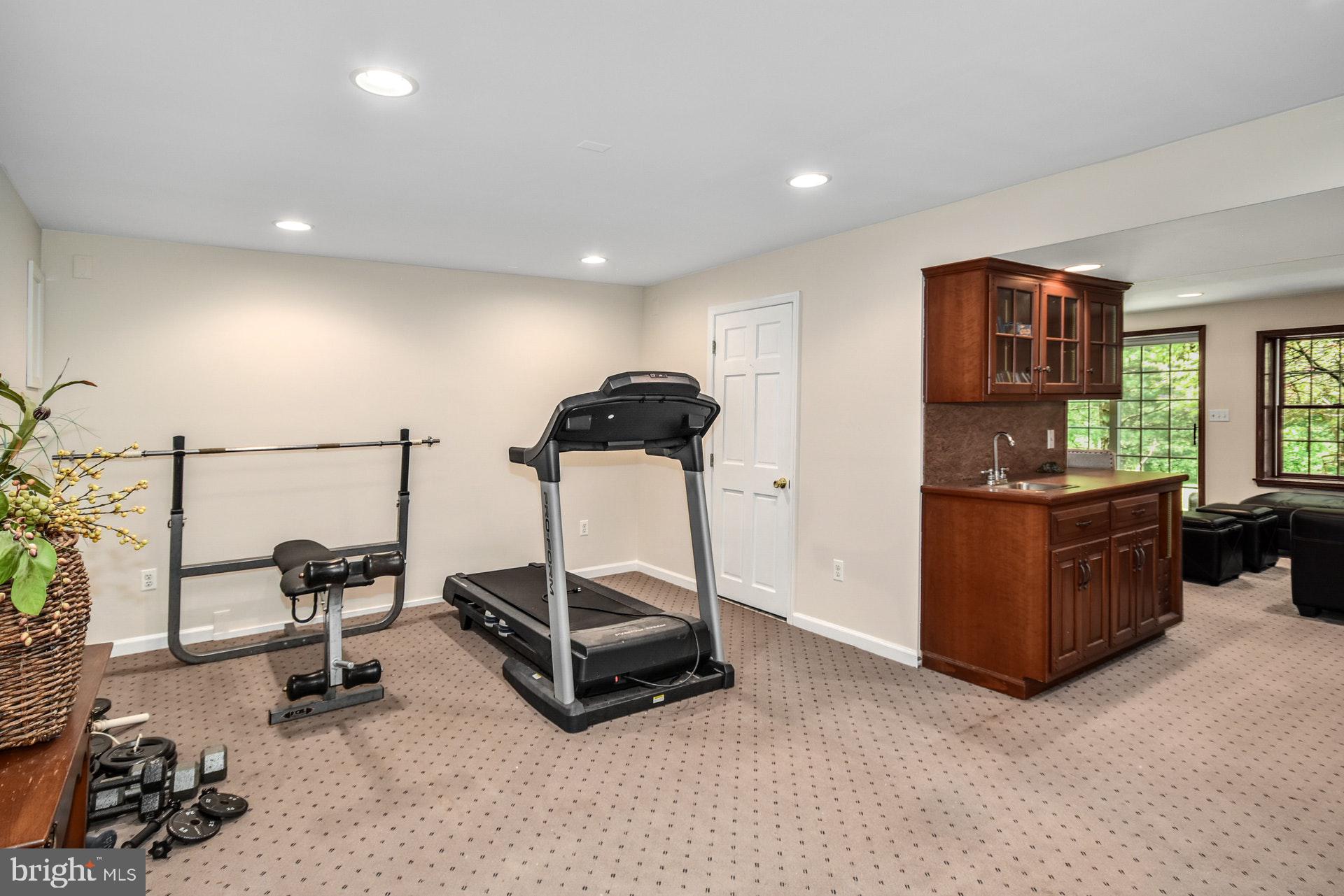 5615 Susan Road Coopersburg, PA 18036 - Photo 23 of 30 Gallery Image 23