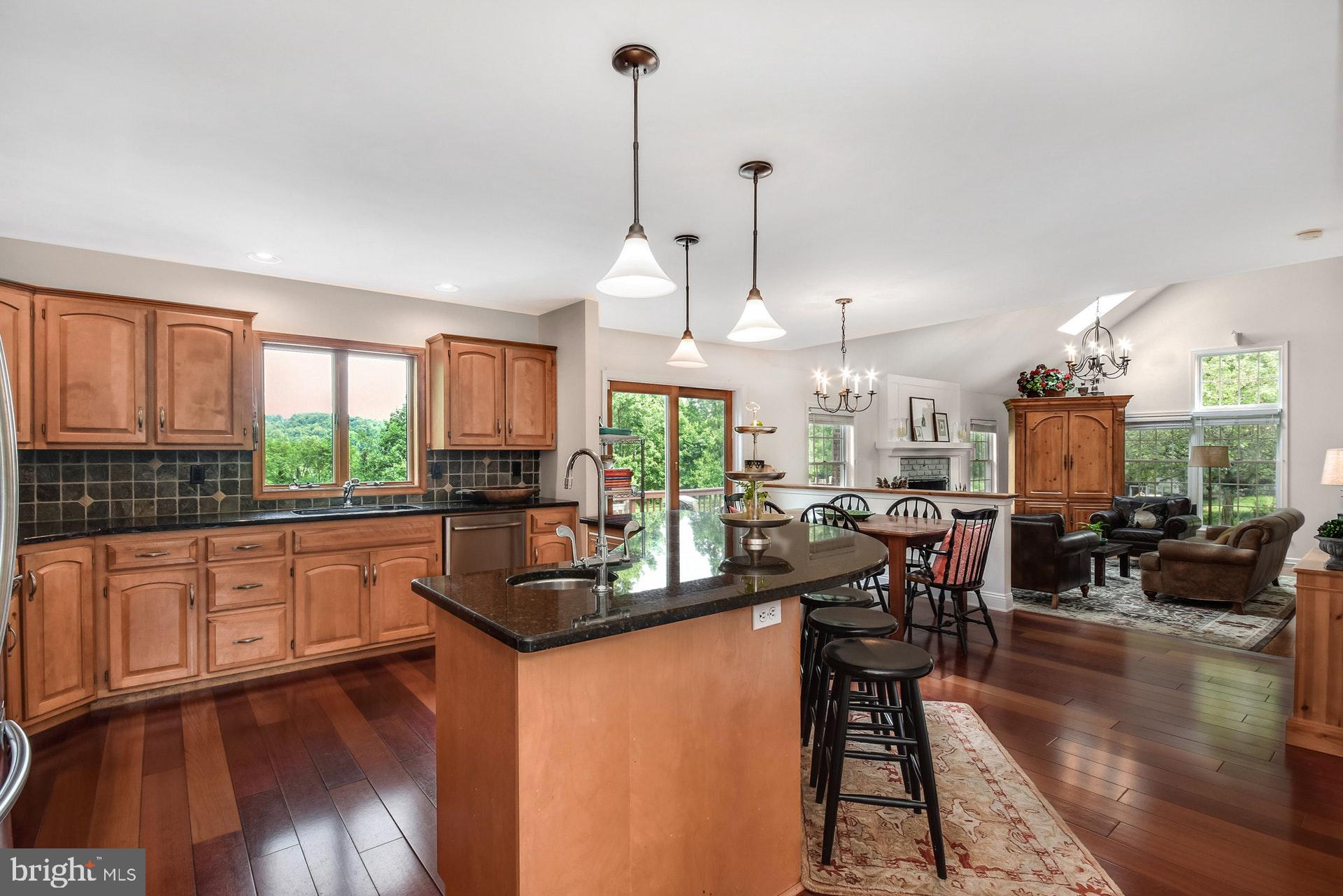 5615 Susan Road Coopersburg, PA 18036 - Photo 7 of 30 Gallery Image 7