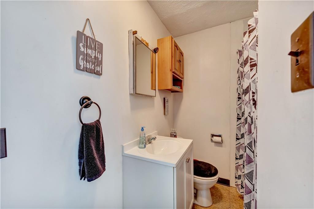 601 Pennsylvania Avenue Rochester, PA 15074 - Photo 10 of 23 Gallery Image 10