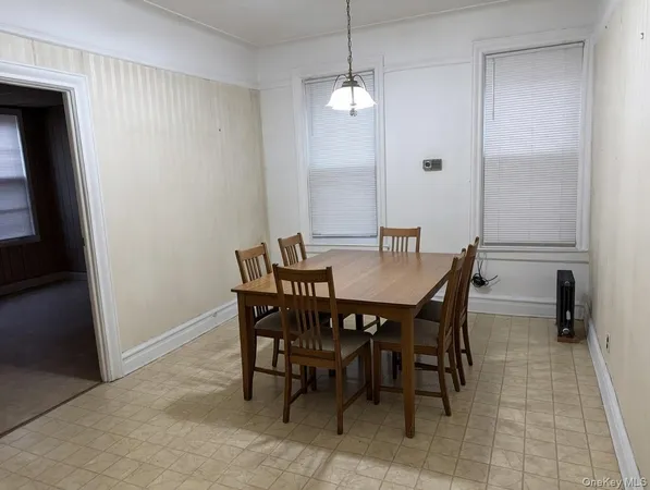 $2,000 | 1930 Edison Avenue | Pelham Bay