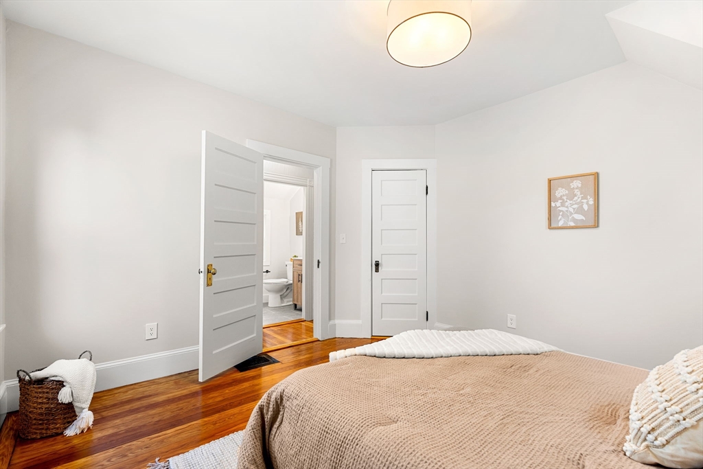 47 Elliott Street Beverly, MA 01915 - Photo 24 of 39
