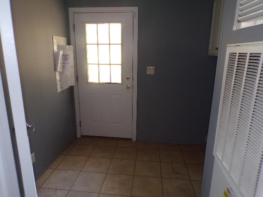 1650 Moose Club Road Dearing, GA 30808 - Photo 21 of 28 Laundry room