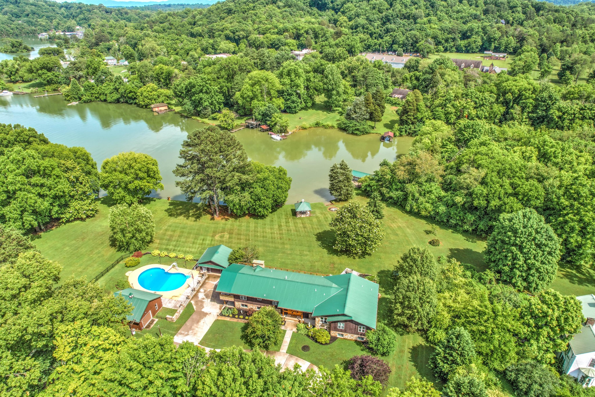 3244 Cox Road Louisville, TN 37777 - Photo 39 of 40 Gallery Image 39