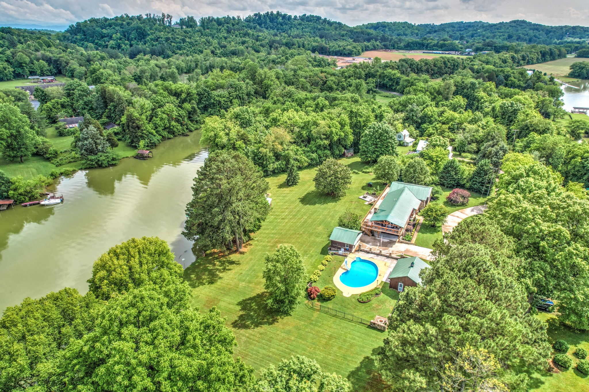 3244 Cox Road Louisville, TN 37777 - Photo 40 of 40 Gallery Image 40