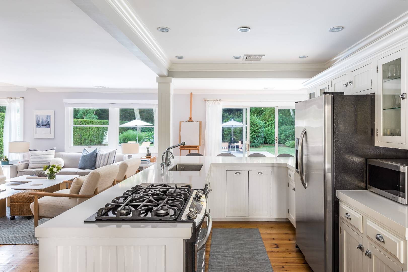 4260 Noyack Road Sag Harbor, NY 11963 - Photo 11 of 41 Gallery Image 11