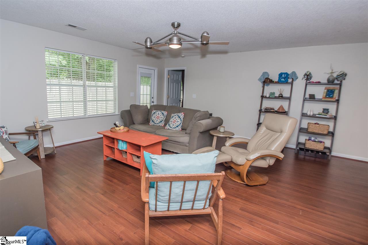 176 Wickersham Way Easley, SC 29642 - Photo 13 of 31 Gallery Image 13