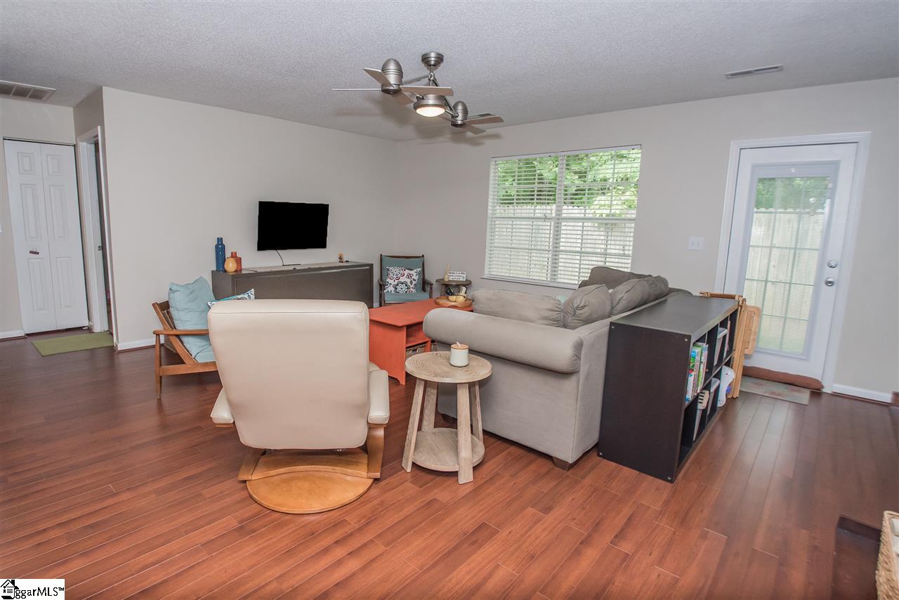 176 Wickersham Way Easley, SC 29642 - Photo 14 of 31 Gallery Image 14