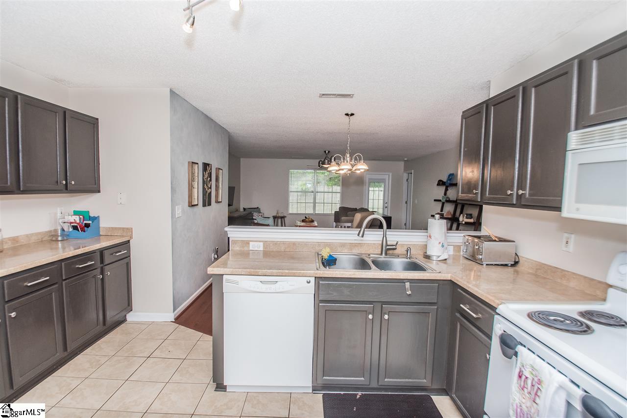 176 Wickersham Way Easley, SC 29642 - Photo 17 of 31 Gallery Image 17
