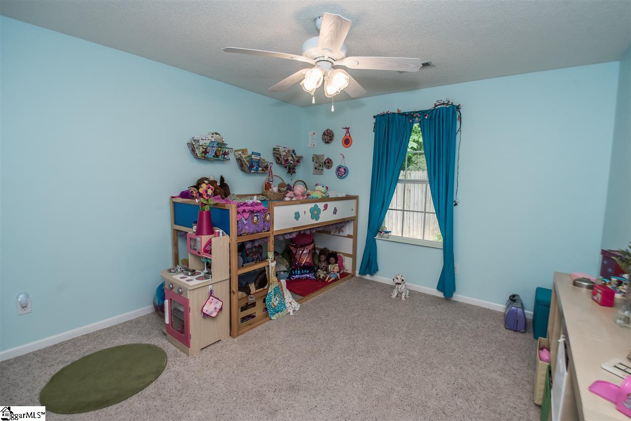 176 Wickersham Way Easley, SC 29642 - Photo 25 of 31 Gallery Image 25