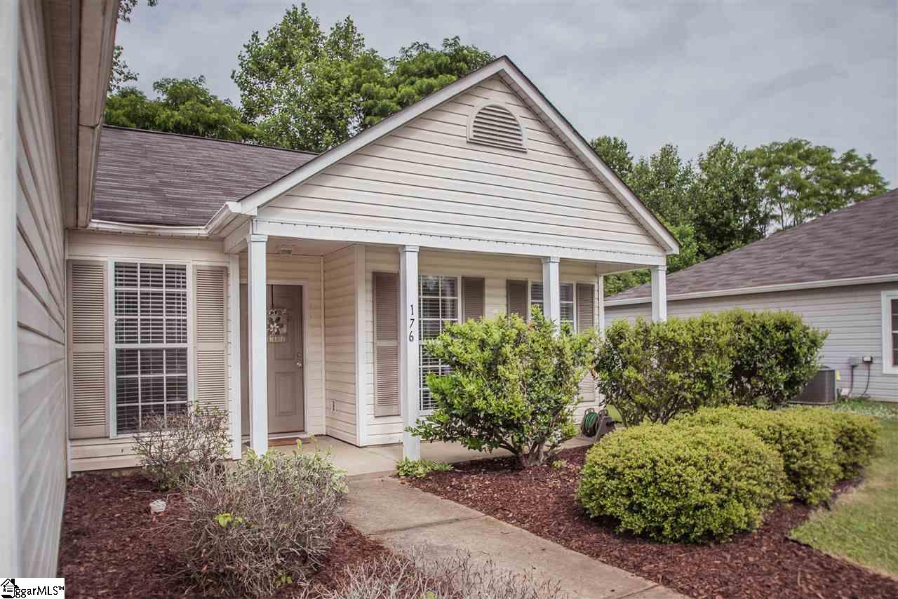 176 Wickersham Way Easley, SC 29642 - Photo 7 of 31 Gallery Image 7