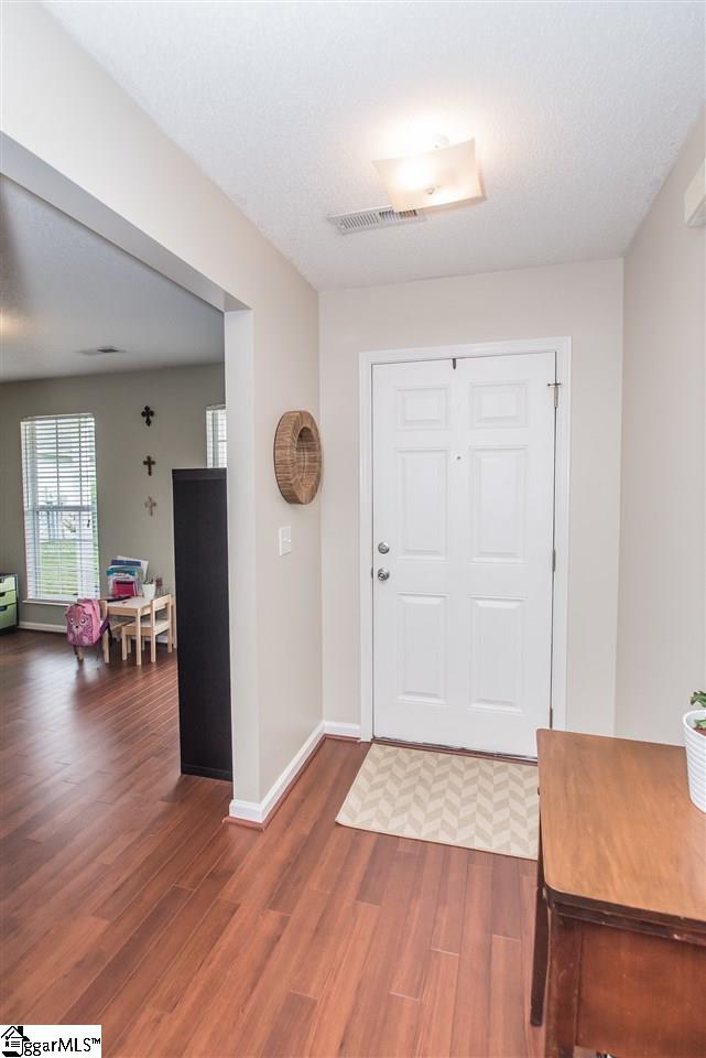 176 Wickersham Way Easley, SC 29642 - Photo 8 of 31 Gallery Image 8