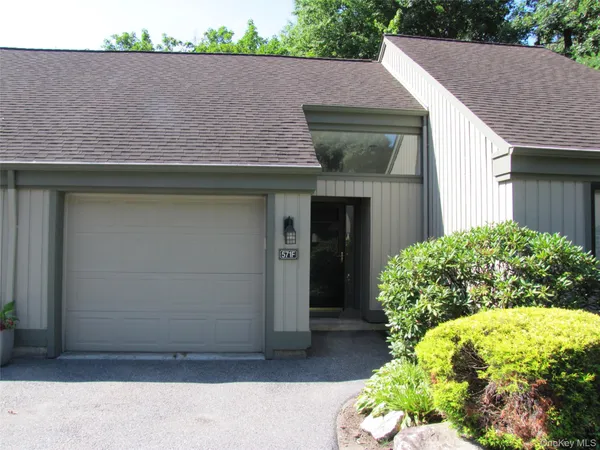 $525,000 | 571 Heritage Hills, Unit F, Somers, NY 10589