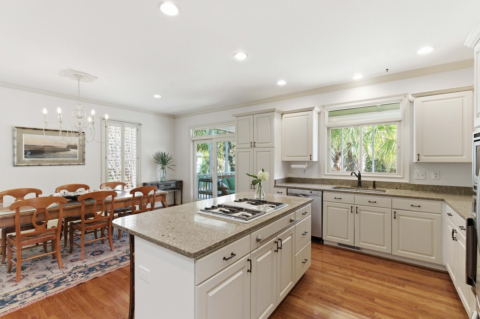 24 Commons Court Isle of Palms, SC 29451 - Photo 21 of 60 11