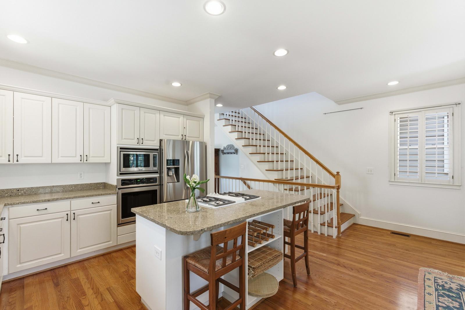 24 Commons Court Isle of Palms, SC 29451 - Photo 23 of 60 13