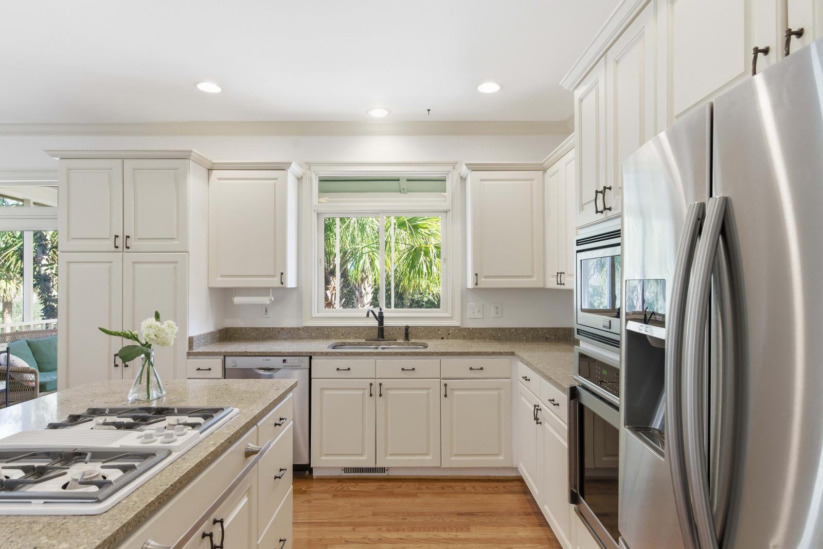 24 Commons Court Isle of Palms, SC 29451 - Photo 3 of 60 14