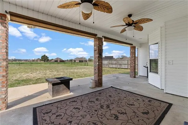 $350,000 | 441 St Francis Avenue, Natchitoches, LA 71457
