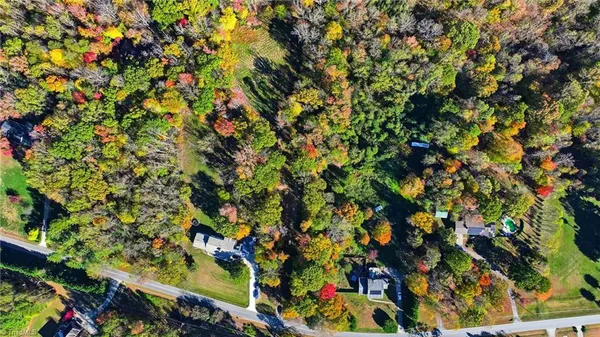 $319,900 | 4530 Peeples Road, Oak Ridge, NC 27310