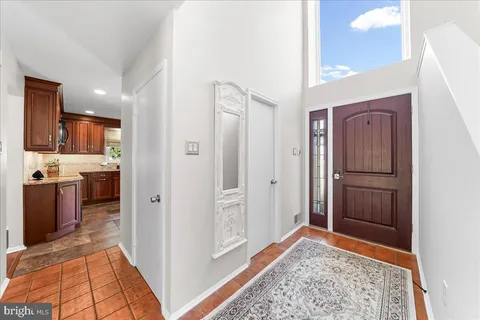 $589,000 | 103 Grove Circle, Chalfont, PA 18914