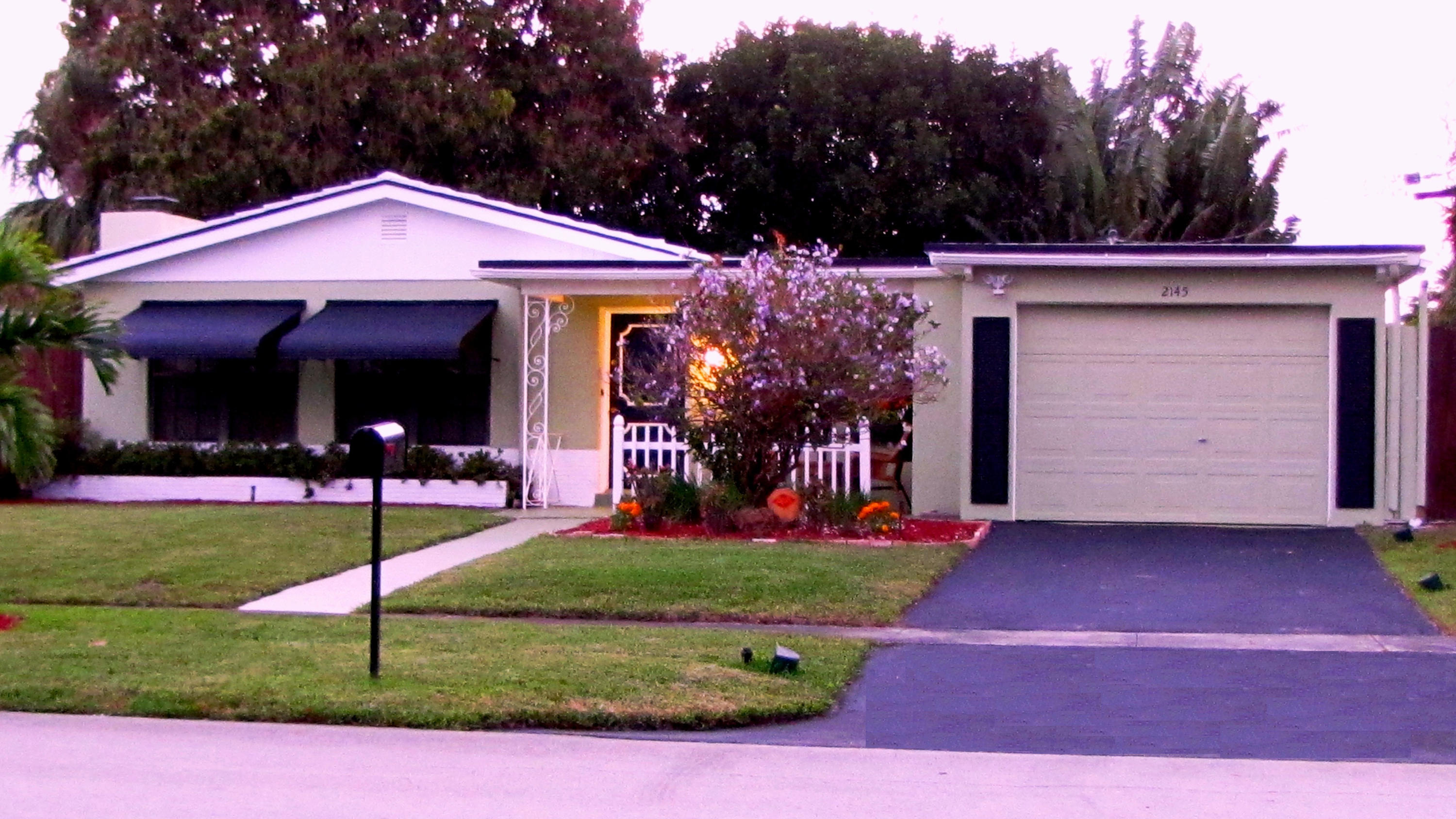 2145 Northeast 4th Way Boca Raton, FL 33431 - Photo 3 of 41 Front of Home