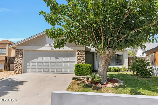 $430,000 | 37652 Patty Court, Palmdale, CA 93550
