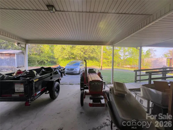$425,000 | 1765 South Nc 16 Highway, Newton, NC 28658