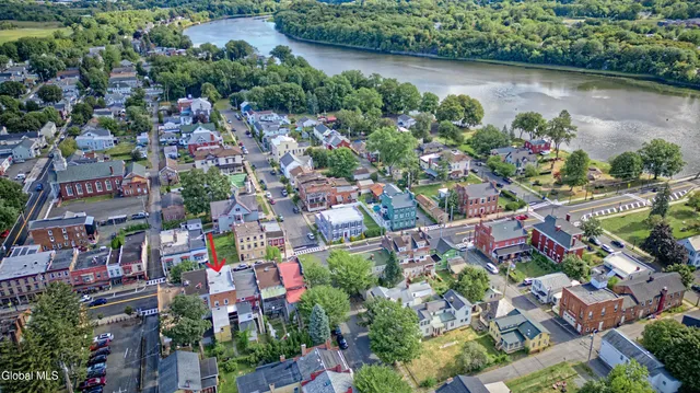 $399,900 | 32 Broad Street, Waterford, NY 12188