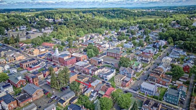 $399,900 | 32 Broad Street, Waterford, NY 12188