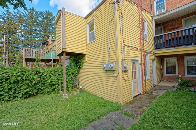 $399,900 | 32 Broad Street, Waterford, NY 12188