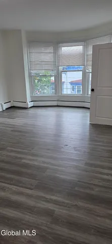 $399,900 | 32 Broad Street, Waterford, NY 12188